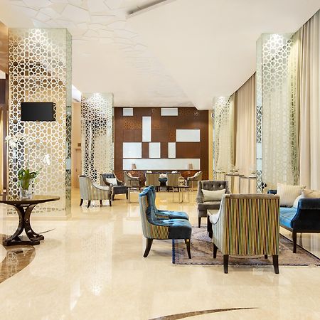 Hotel Santika Gresik Eksteriør bilde