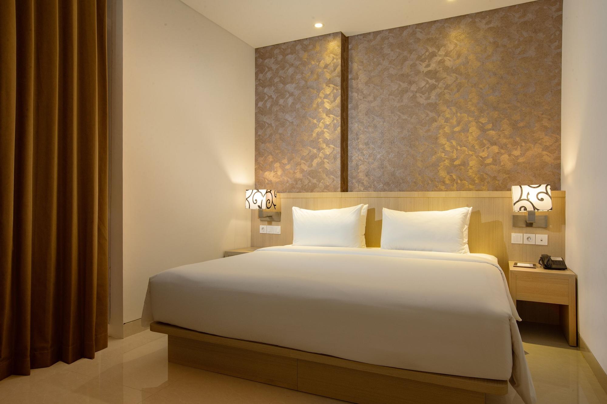 Hotel Santika Gresik Eksteriør bilde